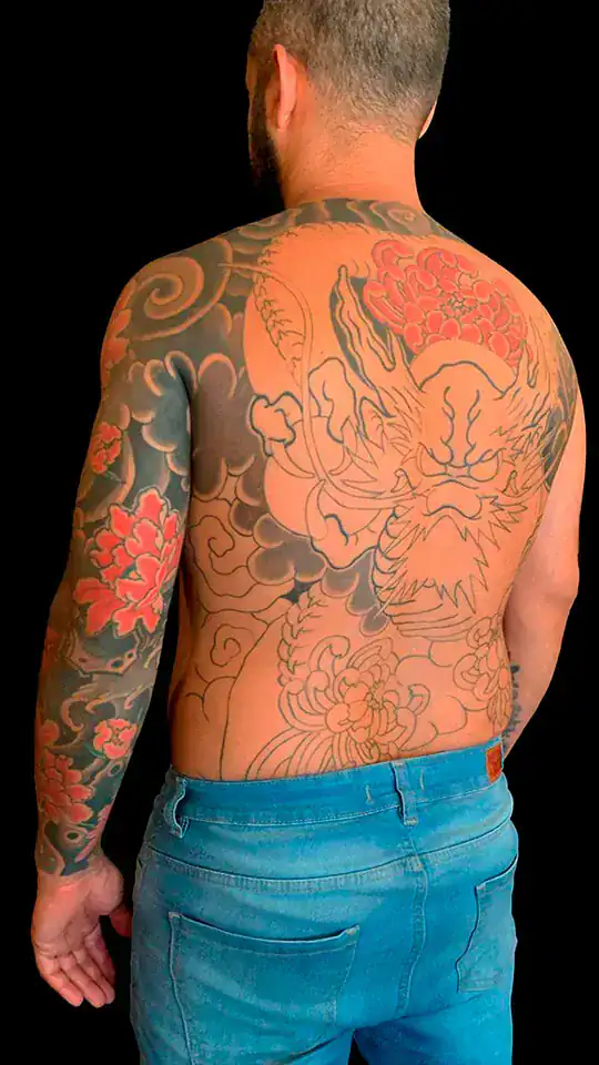 Dragon backpiece by Nikko Quiroga